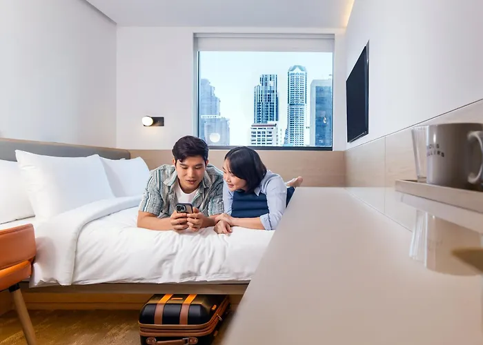 Asai Sathorn 4*