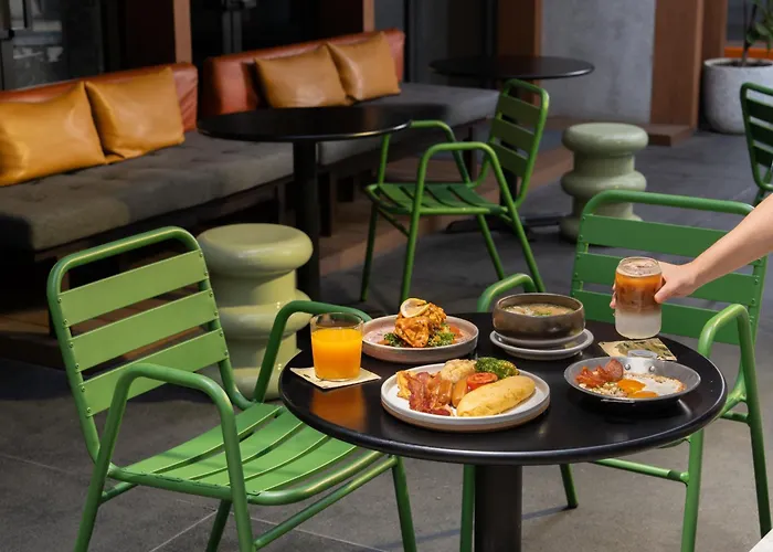 Asai Sathorn Hotel 4*